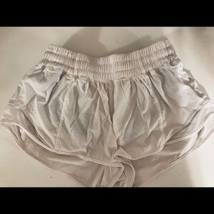White lululemon shorts